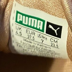 Comfy shoes ! Pretty new